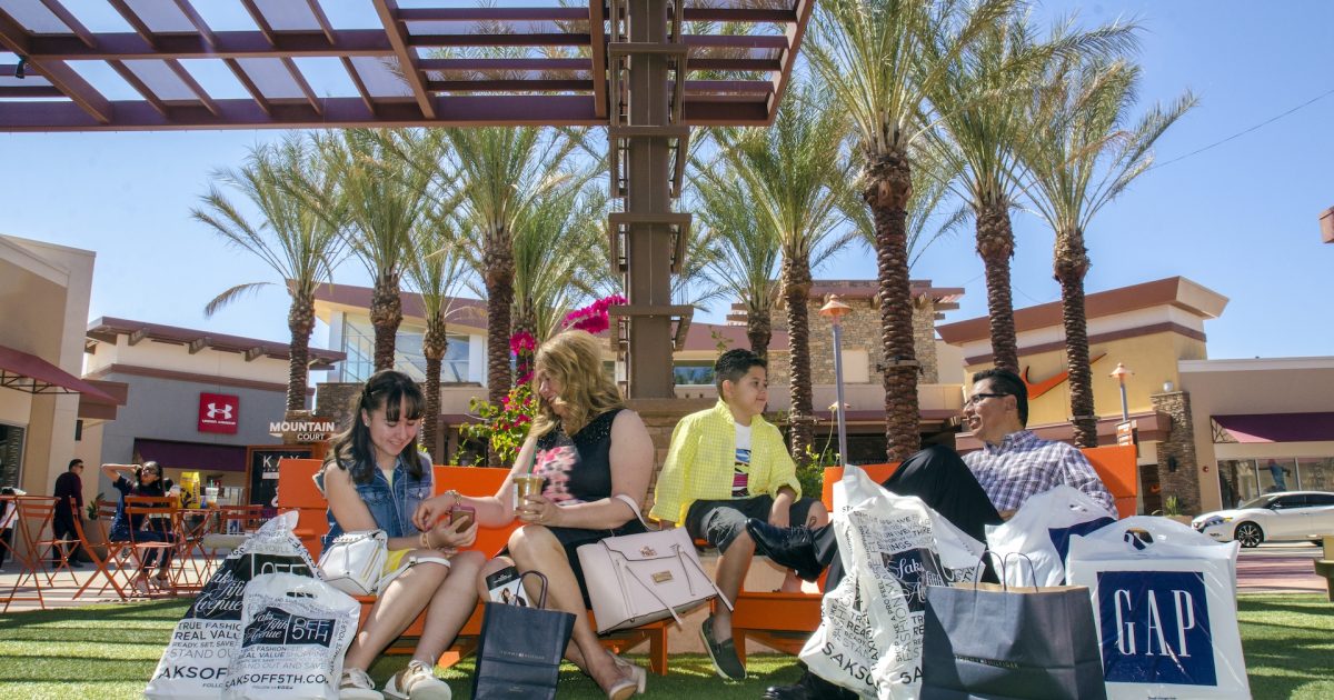 Gap phoenix premium outlets deals